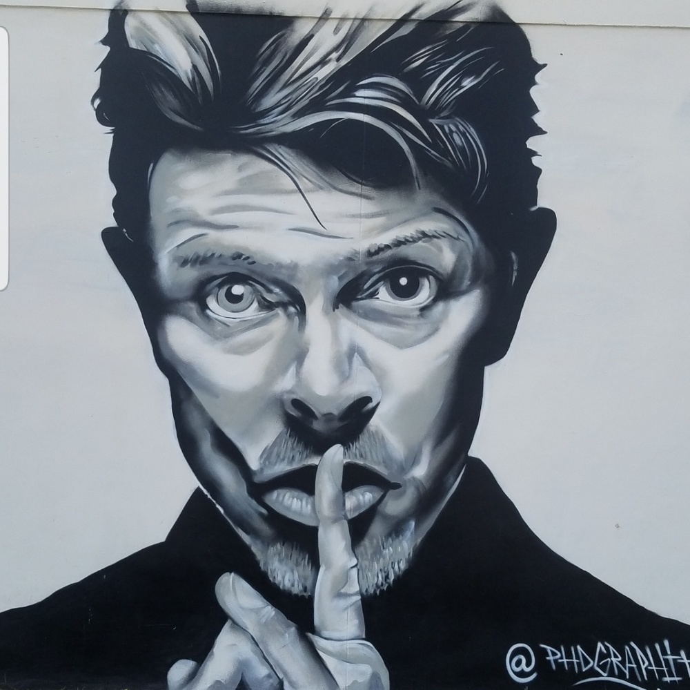 Meet your Posher, Luis